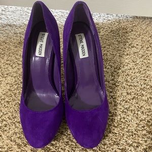 Steve Madden Corporate size 7 Purple Pumps